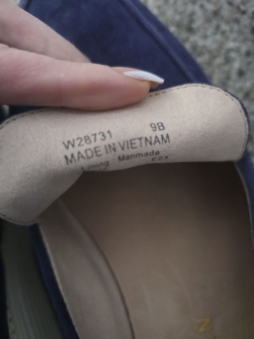 Classic Navy Suede Platform Loafers - Women's Slip-On Flats COLE HAAN Sz 9 - Picture 10 of 11